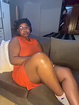 Snapshot of SweetCandy84 chatting on November 17, 11:49 am SweetCandy84 online show from November 17, 11:49 am