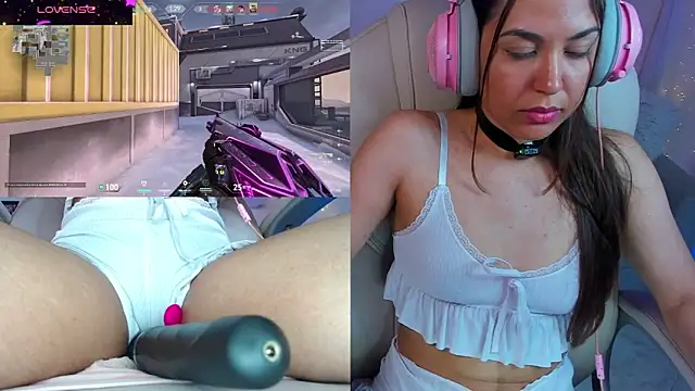 VenusIsLove  online show from March 8, 9:40 pm