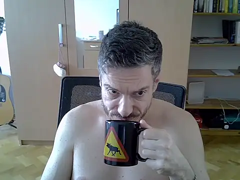 delayclose   online show from March 8, 1:59 pm