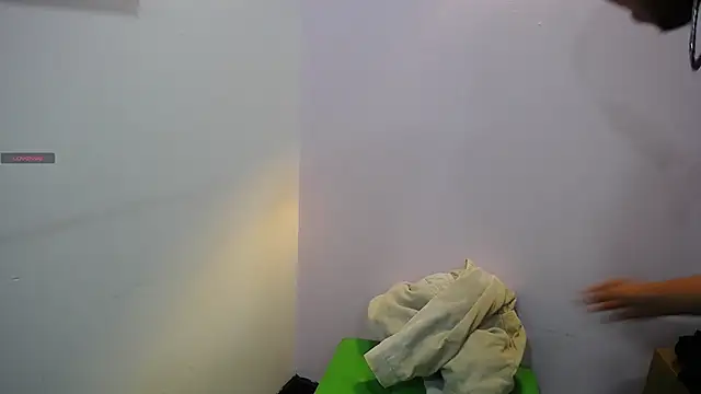 SavageLover  online show from December 3, 5:15 am