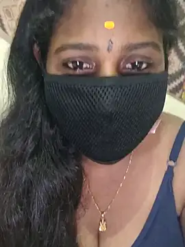 Snapshot of sivashree chatting on May 7, 11:26 am sivashree online show from May 7, 11:26 am