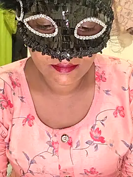 Snapshot of sivashree chatting on June 4, 3:34 am sivashree online show from June 4, 3:34 am