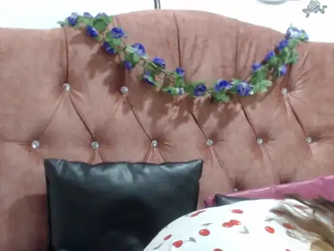 valilu rosse27 online show from January 8, 8:22 pm