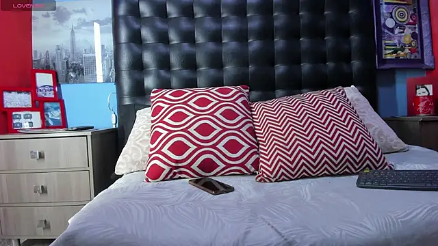 Khalid16  online show from November 12, 1:44 pm