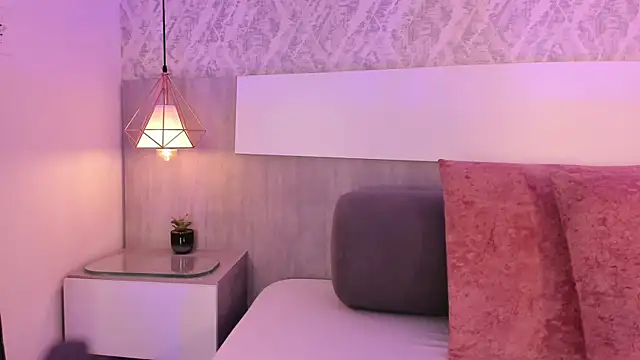 Snapshot of Vittoria__rossi chatting on June 30, 1:45 pm Vittoria rossi online show from June 30, 1:45 pm