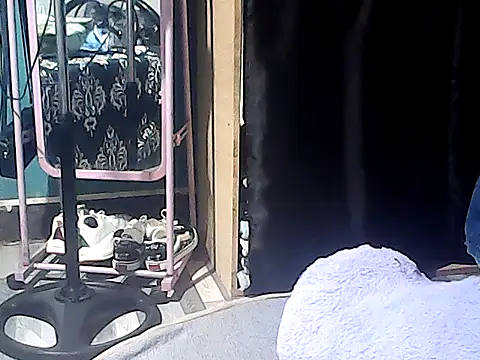 yourasiandesire69 online show from November 27, 10:34 pm