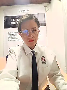Snapshot of Valentina--1 chatting on May 21, 10:22 am Valentina--1 online show from May 21, 10:22 am