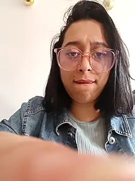 Caroline-17 online show from November 21, 6:17 pm