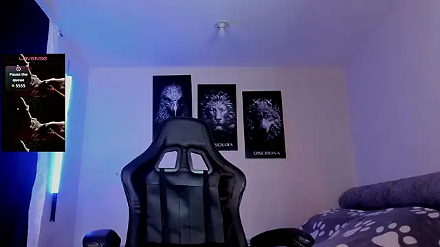 Snapshot of AUSTINN_TORRES chatting on February 3, 1:59 am AUSTINN TORRES online show from February 3, 1:59 am