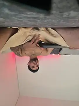 Snapshot of AUSTINN_TORRES chatting on March 16, 1:00 am AUSTINN TORRES online show from March 16, 1:00 am