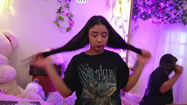 Snapshot of ISA_NIXON chatting on November 27, 8:33 pm ISA NIXON online show from November 27, 8:33 pm