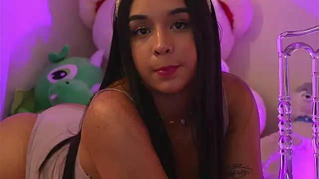 ISA NIXON online show from January 9, 1:30 am