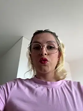 loremusis- online show from November 6, 7:37 pm