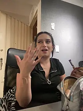 Kloe Novoa online show from February 17, 1:40 pm