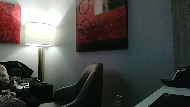 Snapshot of MikeHawke1995 chatting on October 29, 9:22 am MikeHawke1995 online show from October 29, 9:22 am