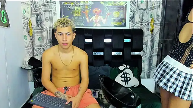 Horny Duo0 online show from November 6, 3:18 am