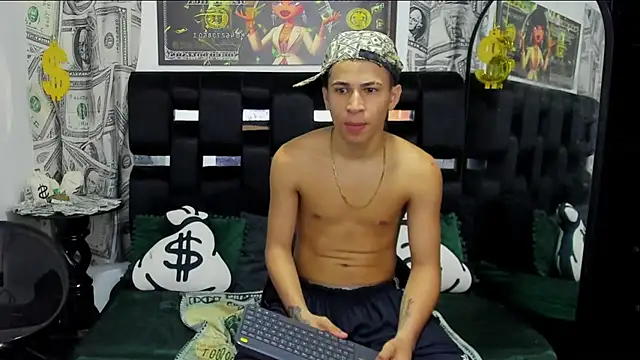 Horny Duo0 online show from November 9, 3:16 am