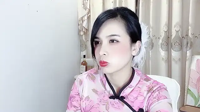 Snapshot of -Jenny-666- chatting on June 30, 12:17 pm -Jenny-666- online show from June 30, 12:17 pm