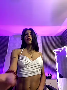 MAIILY TAY online show from November 16, 12:33 pm