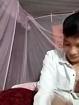 Snapshot of Wet_x chatting on October 29, 3:25 pm Wet x online show from October 29, 3:25 pm