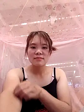 Snapshot of Bany_x chatting on November 23, 6:46 am Bany x online show from November 23, 6:46 am