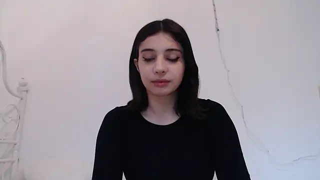 bellefleurrr online show from April 27, 6:39 pm