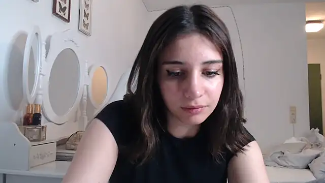 Snapshot of bellefleurrr chatting on June 1, 10:55 pm bellefleurrr online show from June 1, 10:55 pm