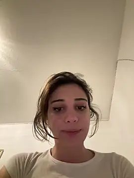 Snapshot of bellefleurrr chatting on June 10, 8:41 pm bellefleurrr online show from June 10, 8:41 pm