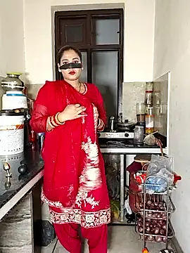 Snapshot of Heena-143 chatting on April 8, 4:07 pm Heena-143 online show from April 8, 4:07 pm