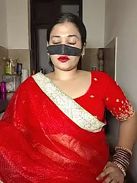 Snapshot of Heena-143 chatting on July 14, 4:56 pm Heena-143 online show from July 14, 4:56 pm