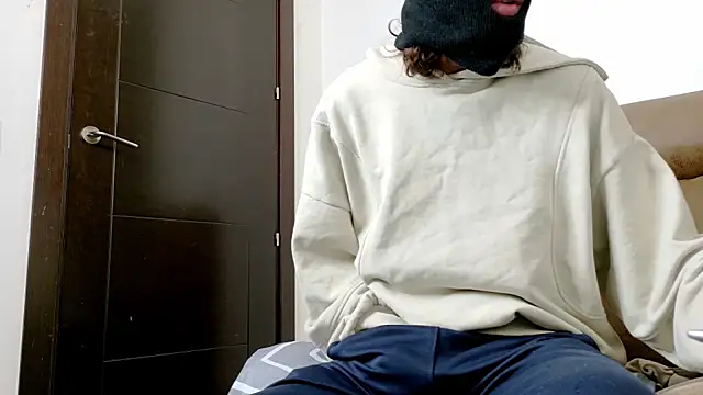 findomhot online show from December 1, 8:03 pm