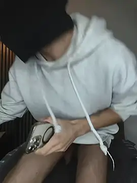 findomhot online show from December 5, 8:16 pm