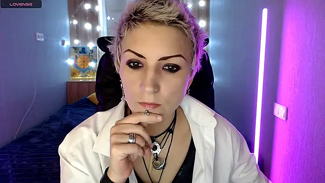 Sweet-n-Strong online show from November 24, 7:30 am