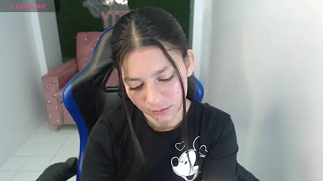 velvetvixen t online show from November 15, 12:45 pm