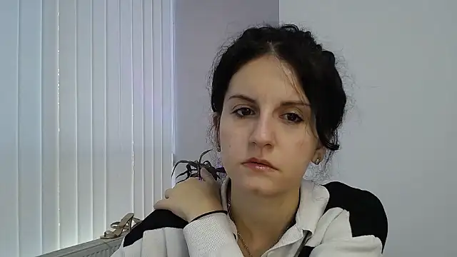 Snapshot of StellaAnia chatting on October 29, 9:33 am StellaAnia online show from October 29, 9:33 am