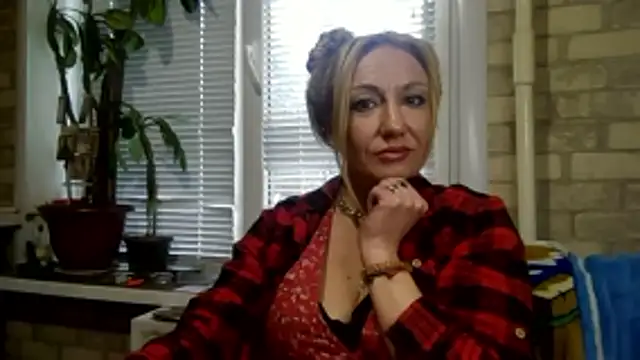 LilaniLoverx online show from November 4, 11:42 am