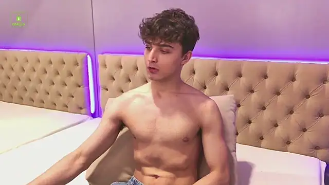 Snapshot of Richard_steele_hot chatting on November 16, 3:28 pm Richard steele hot online show from November 16, 3:28 pm