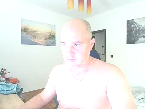 HunMike online show from November 25, 9:37 pm