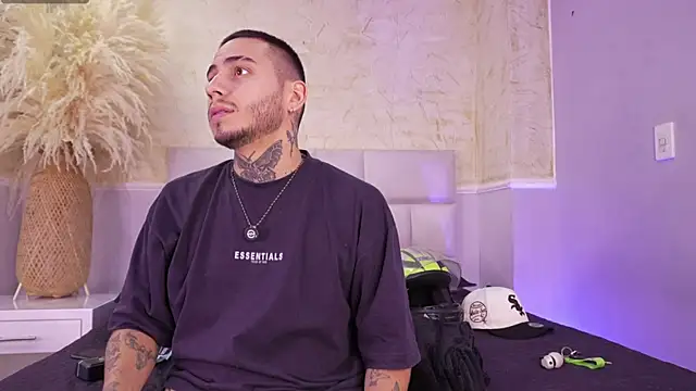 AsiaMillerr  online show from December 15, 4:28 am