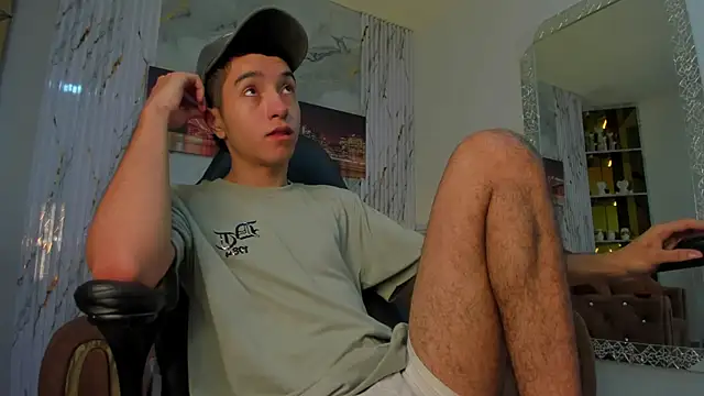 Snapshot of Dallen_Grant chatting on June 27, 12:55 pm Dallen Grant online show from June 27, 12:55 pm