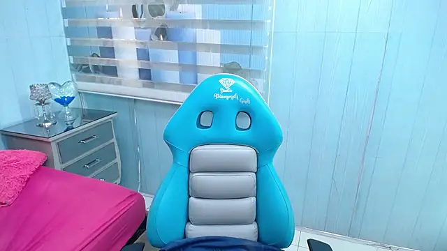 valery soka69 online show from December 1, 7:41 pm