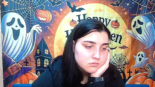 ScarletCargo online show from October 28, 6:06 am