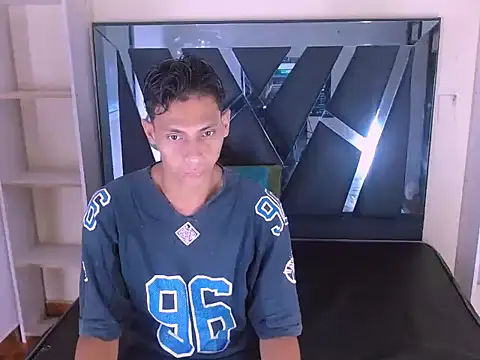 wiltom  online show from October 31, 12:17 pm