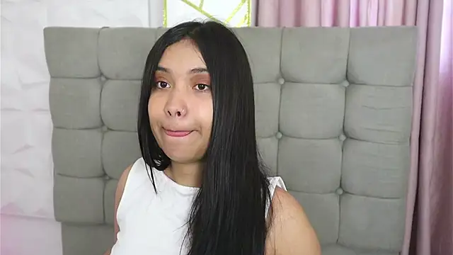 Isabelle Lane online show from January 10, 12:29 pm