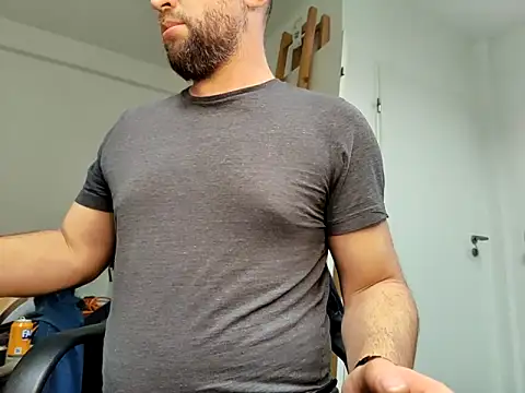 Snapshot of stripcumboy chatting on October 24, 6:04 pm stripcumboy online show from October 24, 6:04 pm