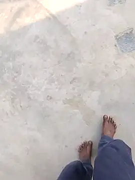 Snapshot of desicoupleNoon chatting on January 15, 4:39 am desicoupleNoon online show from January 15, 4:39 am