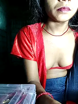 Snapshot of desicoupleNoon chatting on May 9, 7:19 pm desicoupleNoon online show from May 9, 7:19 pm
