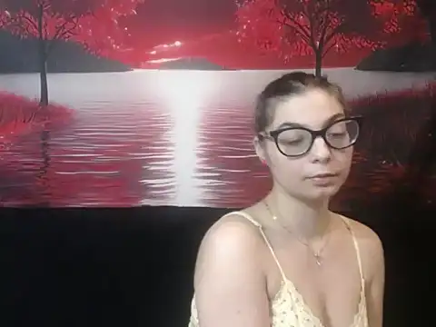 sweetbabygirlforyou online show from November 19, 12:10 am