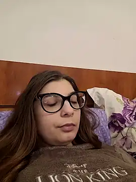 sweetbabygirlforyou online show from December 2, 9:14 am