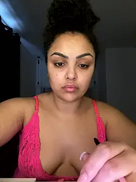 Snapshot of CaramelCarmenxox chatting on January 9, 1:58 pm CaramelCarmenxox online show from January 9, 1:58 pm